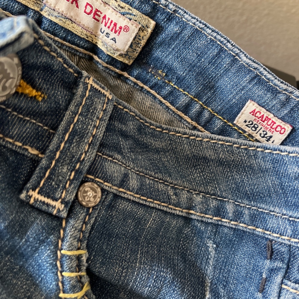 Mek Jeans - Picture 2 of 3